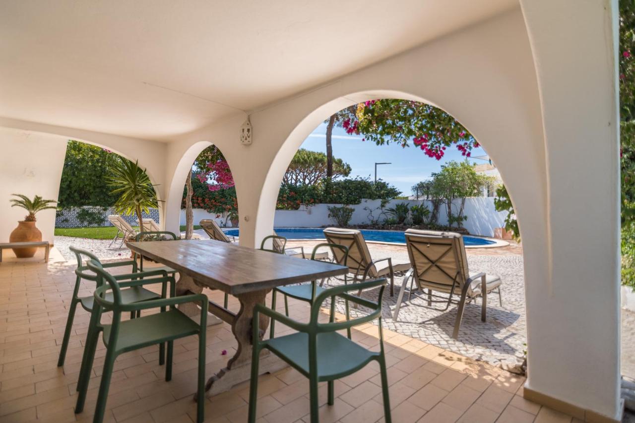 Traditional 3 Bedroom Villa With Great Pool In The Heart Of Vale Do Lobo Vale do Lobo Exterior foto