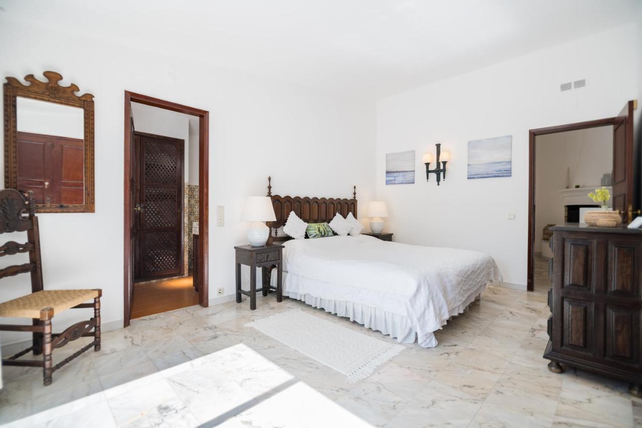 Traditional 3 Bedroom Villa With Great Pool In The Heart Of Vale Do Lobo Vale do Lobo Exterior foto