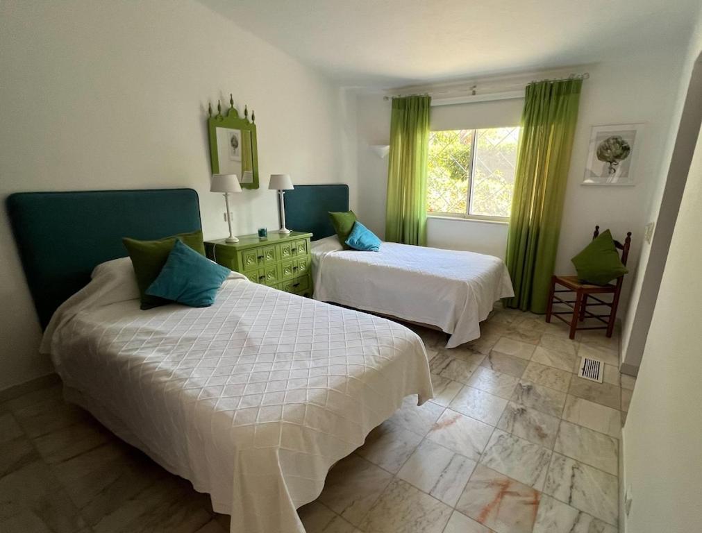 Traditional 3 Bedroom Villa With Great Pool In The Heart Of Vale Do Lobo Vale do Lobo Exterior foto