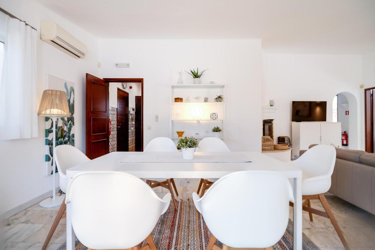 Traditional 3 Bedroom Villa With Great Pool In The Heart Of Vale Do Lobo Vale do Lobo Exterior foto